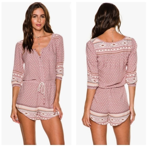 RIP Curl Indio Romper Size L Lightweight Vicose Pink Shorts Beach Summer Coverup - Picture 1 of 16
